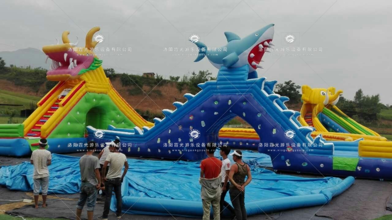 斗门龙鲨嬉水水上乐园
